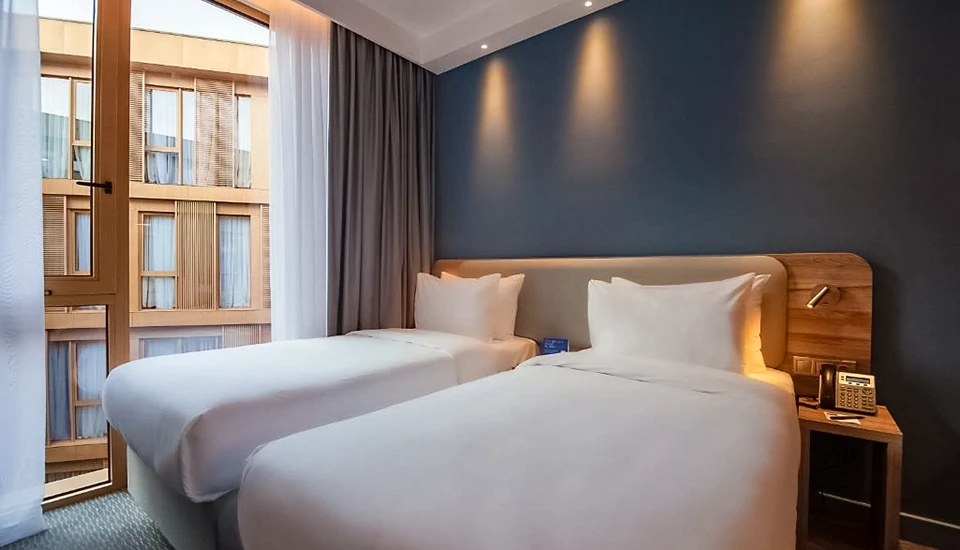 هتل هالیدی این اکسپرس تفلیس